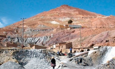 Un menor de 17 años perdió la vida enterrado por una carga de mineral al interior de la cooperativa Corimayu.