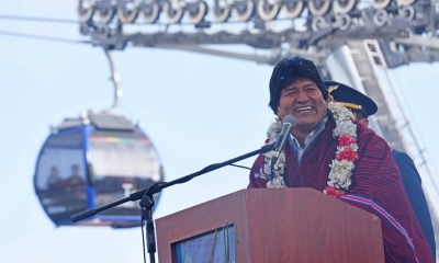 El presidente Evo Morales inauguró la construcción de la 