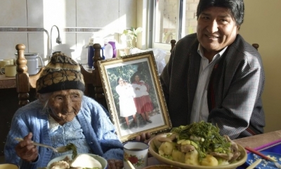Julia Flores y Evo  Morales/Foto. RRSS