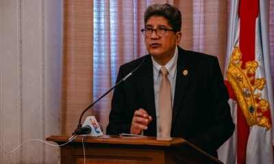 El rector de San Francisco Xavier, Sergio Padilla, respondió a la protesta de los docentes. 