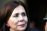 Excanciller, Karen Longaric