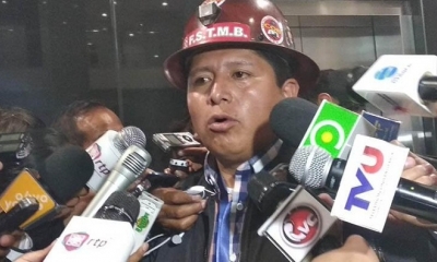 La conferencia de prensa del ejecutivo de la COB, Juan Carlos Huarachi.