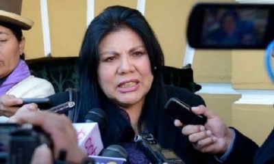 La diputada, Norma Piérola.