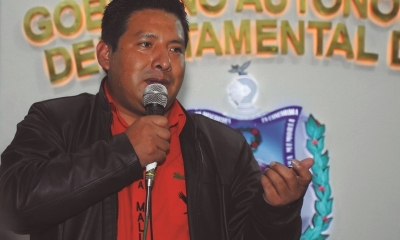 El gobernador de La Paz, Santos Quispe