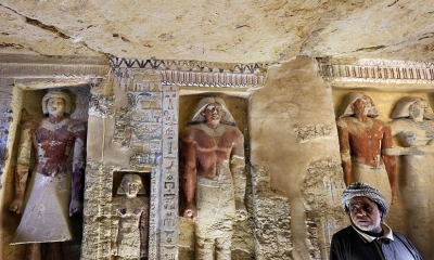 Estatuas en una tumba de 4.400 años recién hallada en Saqqara/Foto. RRSS