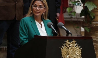 La presidenta interina de Bolivia, Jeanine Áñez, durante un discurso desde el Palacio Presidencial en La Paz, Bolivia