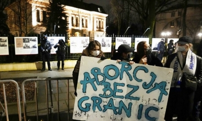 las restricciones al aborto en Polonia.