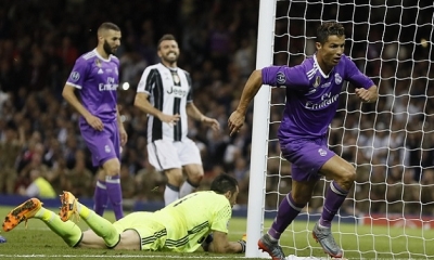 Cristiano Ronaldo festejando un gol y el guardameta Buffon vencido en su portería. Foto: Internet