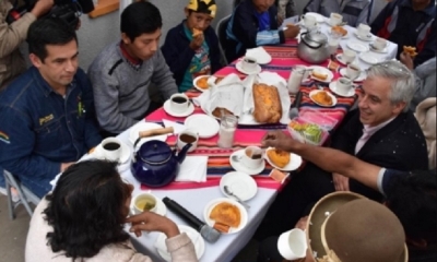 García Linera detalló que de esas 21 soluciones habitacionales, tres son para madres solteras, tres para padres solteros, 14 para adultos mayores 