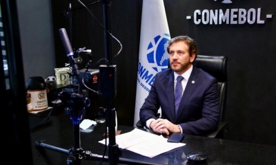 El presidente de la Confederación Sudamericana de Fútbol (Conmebol), Alejandro Domínguez