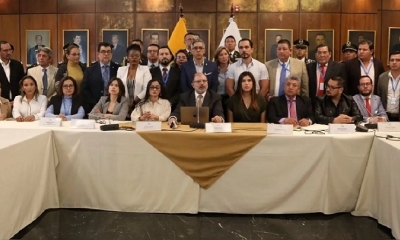Asamblea Nacional de Ecuador acuerda conceder indultos o amnistías a policías y militares 