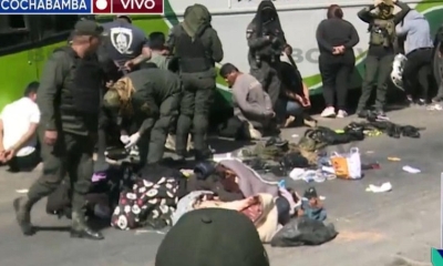 Los aprehendidos, además de armas, llevaban uniformes y otros elementos de la Policía, según un reporte inicial del hecho