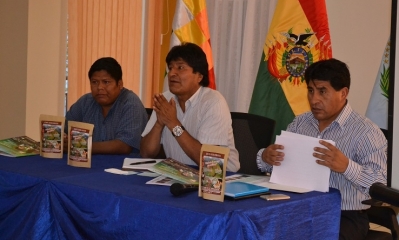 Presidente Evo Morales se reúne con los productores de Cafe en Cochabamba. ( Jose LIrauze )