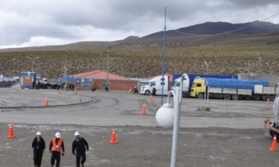 Tras violentar las puertas de los almacenes -agregó- lograron llevarse mercadería valuada en poco más de 136.000 dólares