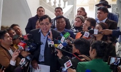 Mercado y diputados Renovadores se pronunciaron tras reunirse en Palacio.