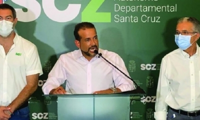 El Gobernador deja de lado la gestión y dedica su tiempo a hacer política.