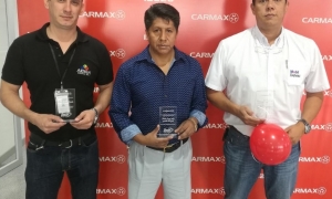   Galardonados, Thiago Salazar (Aidisa Bolivia SA), Félix (Industrias Lider), Bernardo Patiño (Mobil Lubricantes)/Foto. Kreab	