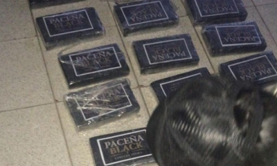 Paquetes de cocaína hallados en el aeropuerto de Viru Viru. Foto: Fiscalía Departamental de Santa Cruz