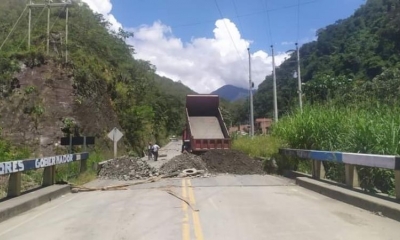 Chitía, puente Elena y puente Yolosa ya no hay paso. 