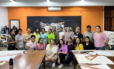 Estudiantes de la carrera de Diseño y Gestión de la Moda