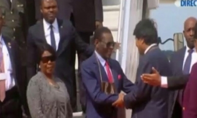 El mandatario Boliviano esperó a Obiang Nguema en la terminal aérea acompañado del Ministro de Relaciones Exteriores