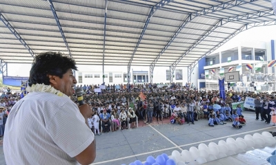 El presidente Evo Morales inaugura la Unidad Educativa ? Daniel Albornoz ? en este municipio con el programa Bolivia Cambia Evo Cumple.