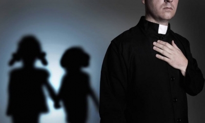 Luego de conocida la noticia, el Vaticano emitió un comunicado de firme rechazo a las acciones de los sacerdotes implicados.