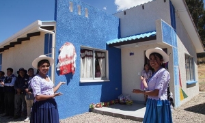 Las viviendas sociales que se entregaron en el municipio de Vacas en Cochabamba. | RRSS