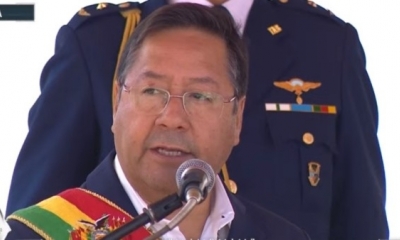Luis Arce, presidente de Bolivia, en el aniversario de las FFAA en Tarija
