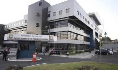La Policía Federal dictó cuatro órdenes de prisión preventiva y dos de arresto temporal, contra tres exfuncionarios de Petrobras.