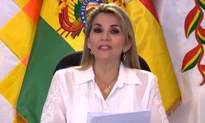 La presidenta Jeanine Añez