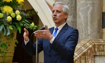 Presidente en ejercicio Alvaro Garcia Linera en conferencia de prensa en Palacio de Gobierno. 