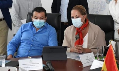El alcalde de Santa Cruz de la Sierra, Jhonny Fernández, y la exalcaldesa Angélica Sosa.