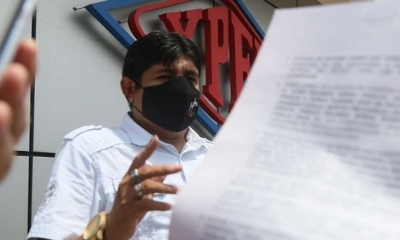 El diputado asegura que existe corrupción en el caso Borda.