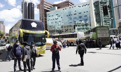 Gobierno suspenderá tarjetas de operación «irregulares» y choferes levantan bloqueo