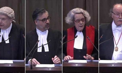 Cuatro de los abogados que representaron a Bolivia: Lowe, Akhavam, Chemillier y Brotons. Foto vía LT