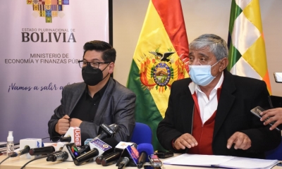 Ministro de Economía y Finanzas Públicas, Marcelo Montenegro, y el alcalde electo de La Paz, Iván Arias.