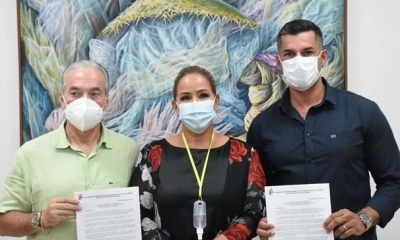 Sosa con los nuevos funcionarios municipales 