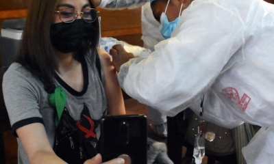 La vacunación a menores de 18 años se realiza con dosis de Pfizer. ARCHIVO/ABI