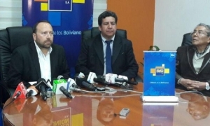 El nuevo gerente fue presentado por el presidente del directorio del Banco Unión