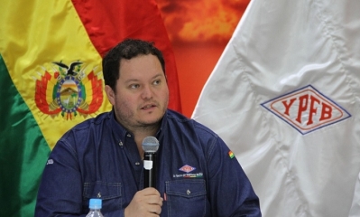El presidente de Yacimientos Petrolíferos Fiscales Bolivianos (YPFB), Armin Dorgathen