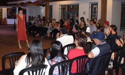 El trabajo presentado fue la simbiosis perfecta entre el diseño de las estudiantes y el trabajo de las artesanas/Foto. Extend