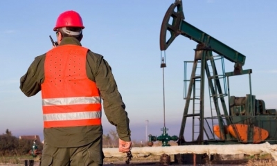 El barril de WTI para entrega en abril perdía 1.32% en relación al cierre del la sesión del martes.