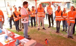La explicación a los medios de prensa  (Ver fotos)
