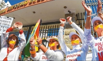 La movilización que concentró a un numeroso grupo en defensa del referéndum del 2016. Foto: EL DEBER