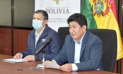 El ministro de Obras Públicas, Servicios y Vivienda, Edgar Montaño