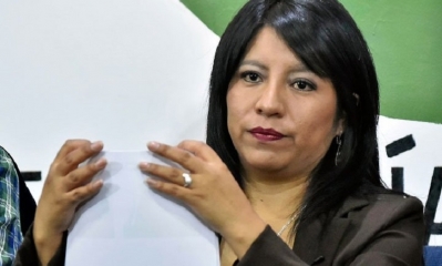 La defensora del Pueblo Nadia Cruz