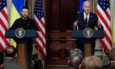 El presidente ucraniano Volodymyr Zelensky y el presidente estadounidense Joe Biden 