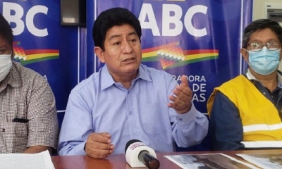 El ministro de Obras Públicas