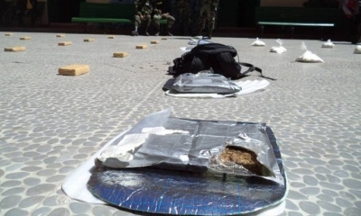 Esta es la droga envuelta en aluminio que tenían los extranjeros.
